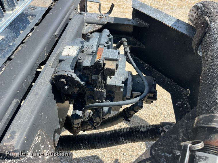 image for item DP2076 2006 International 7400  oil distributor truck