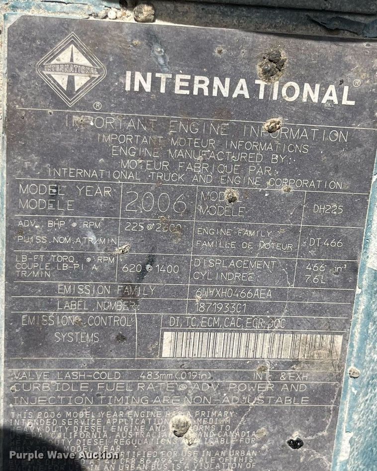 image for item DP2076 2006 International 7400  oil distributor truck