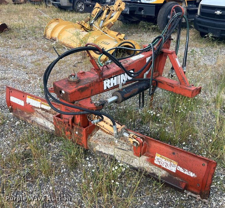 image for item DP2081 Rhino R950  three point blade