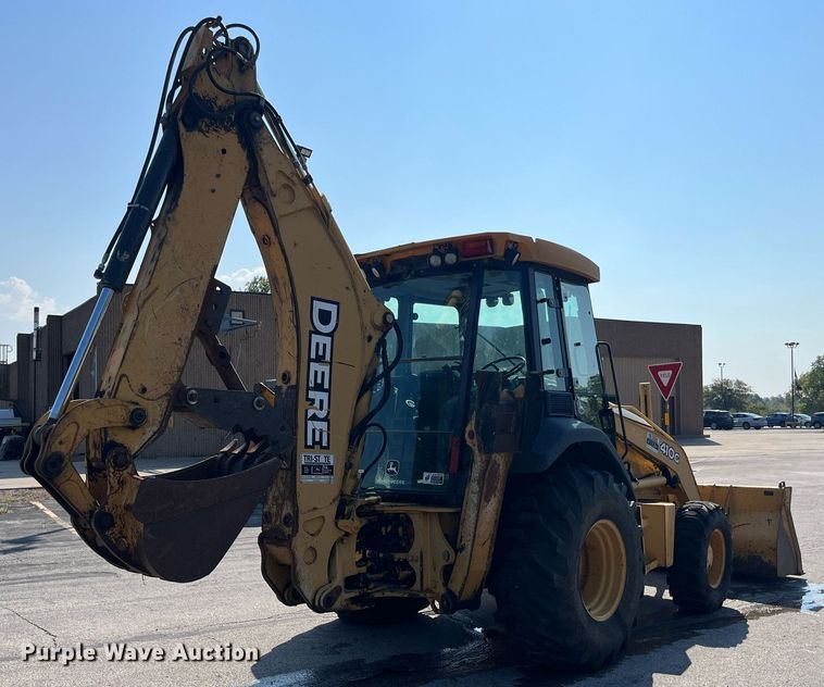 image for item DP2083 2006 John Deere 410G  backhoe