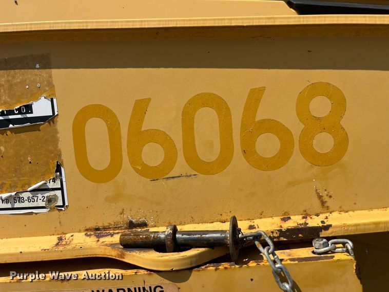 image for item DP2083 2006 John Deere 410G  backhoe