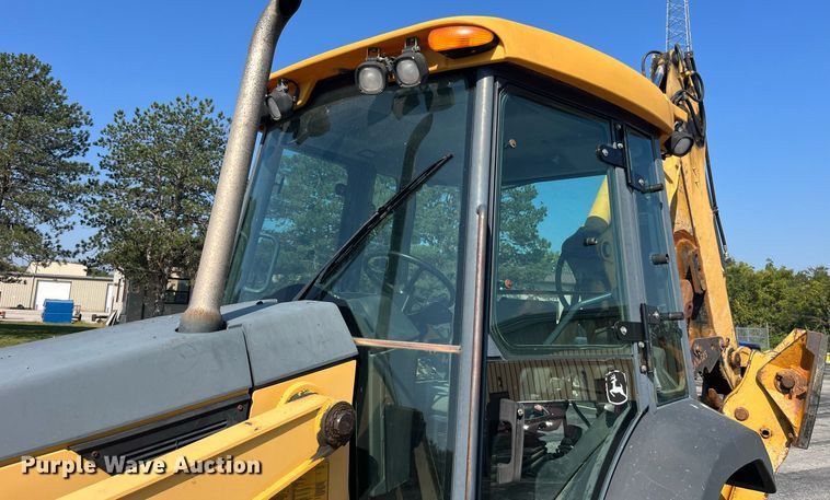 image for item DP2083 2006 John Deere 410G  backhoe