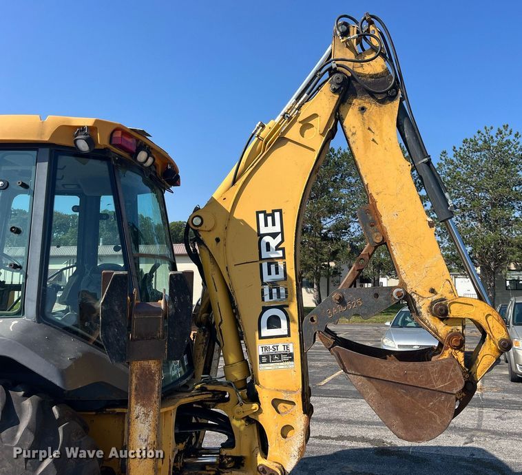 image for item DP2083 2006 John Deere 410G  backhoe