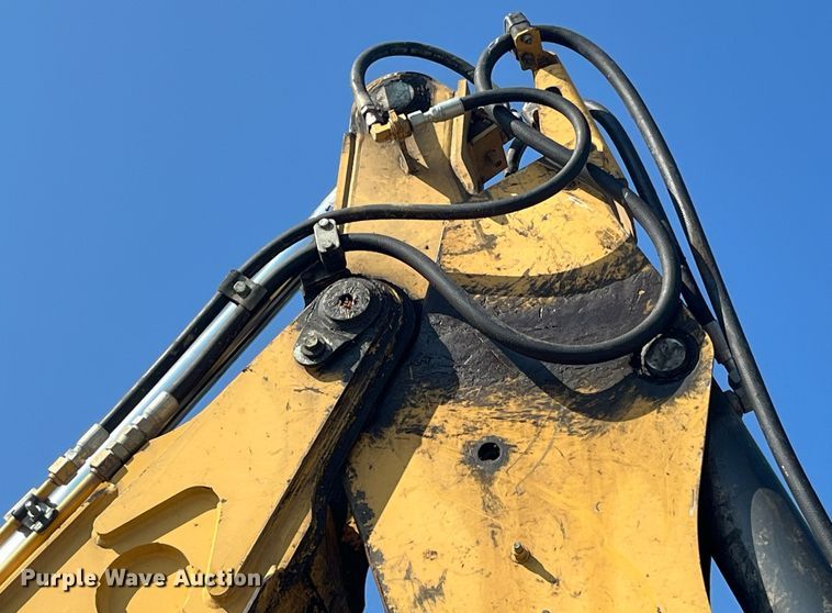 image for item DP2083 2006 John Deere 410G  backhoe