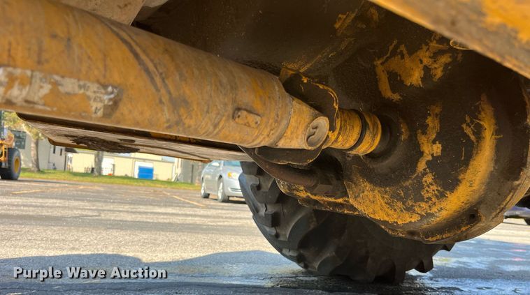 image for item DP2083 2006 John Deere 410G  backhoe