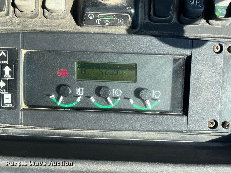 image for item DP2083 2006 John Deere 410G  backhoe