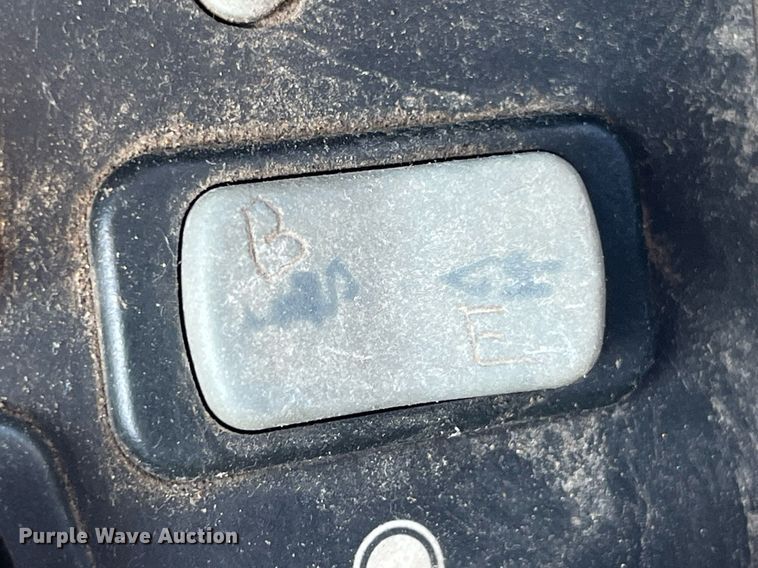 image for item DP2083 2006 John Deere 410G  backhoe