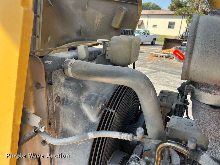 image for item DP2083 2006 John Deere 410G  backhoe