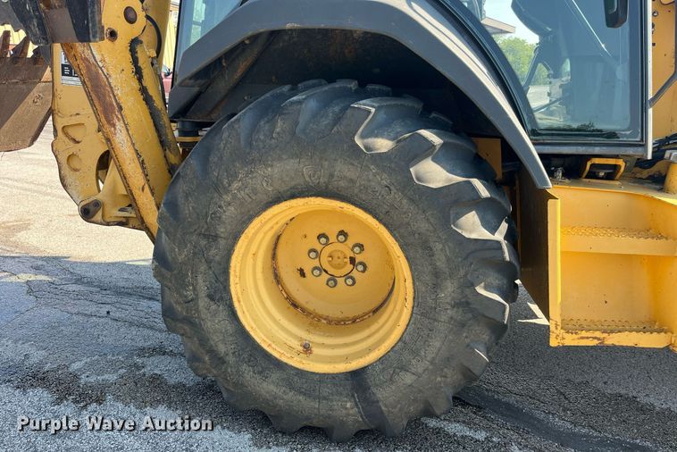 image for item DP2083 2006 John Deere 410G  backhoe