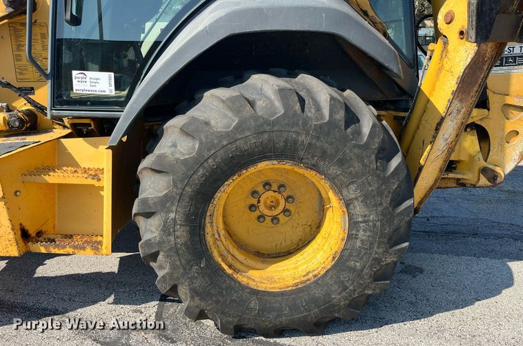 image for item DP2083 2006 John Deere 410G  backhoe