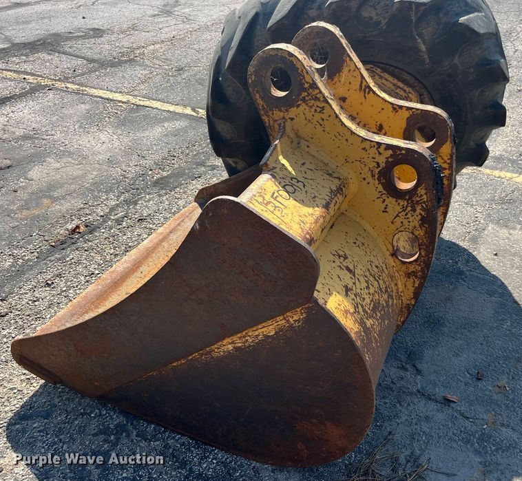 image for item DP2083 2006 John Deere 410G  backhoe