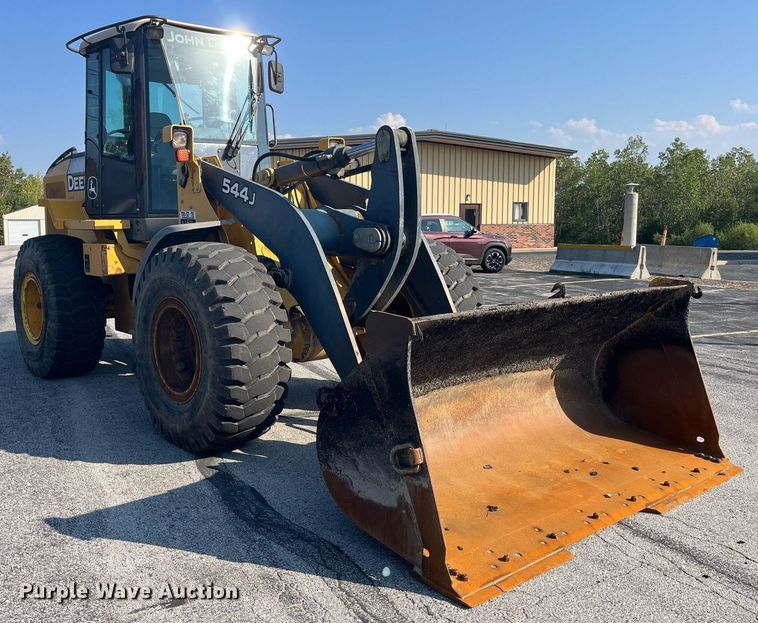image for item DP2085 2005 John Deere 544J  wheel loader