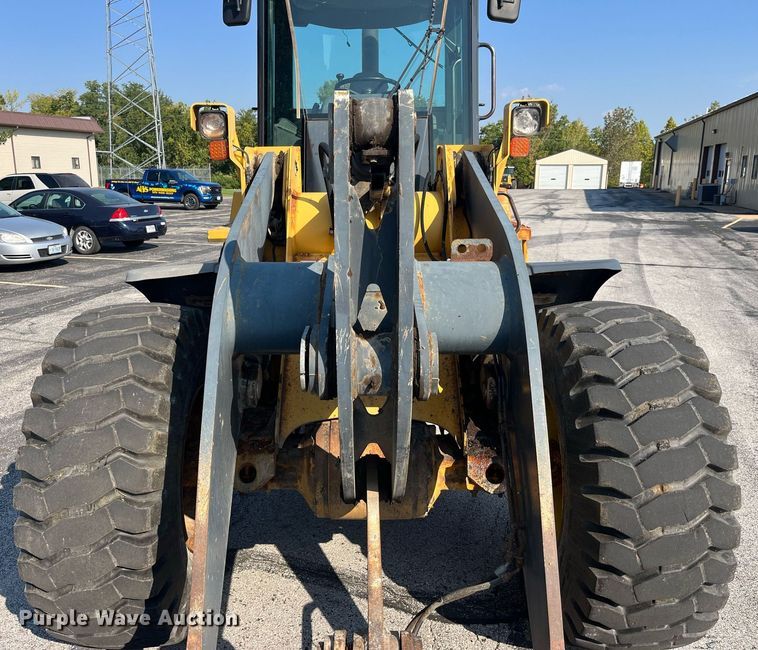 image for item DP2085 2005 John Deere 544J  wheel loader