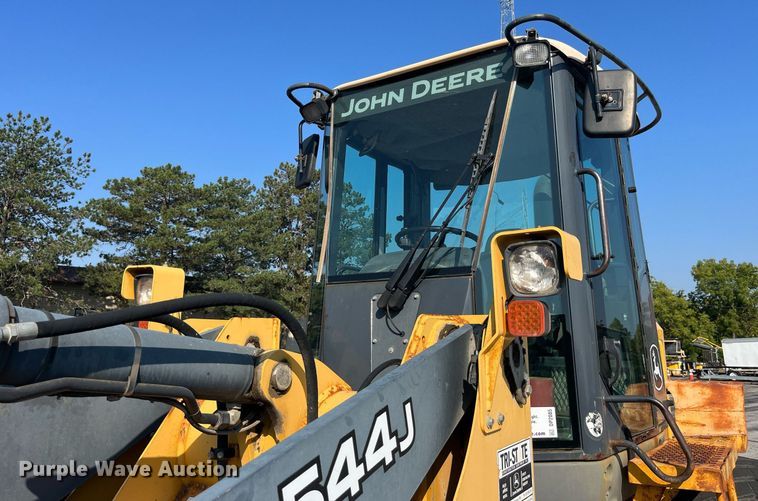 image for item DP2085 2005 John Deere 544J  wheel loader