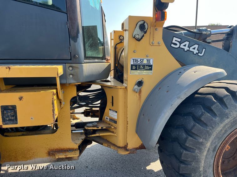 image for item DP2085 2005 John Deere 544J  wheel loader