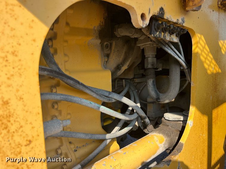 image for item DP2085 2005 John Deere 544J  wheel loader