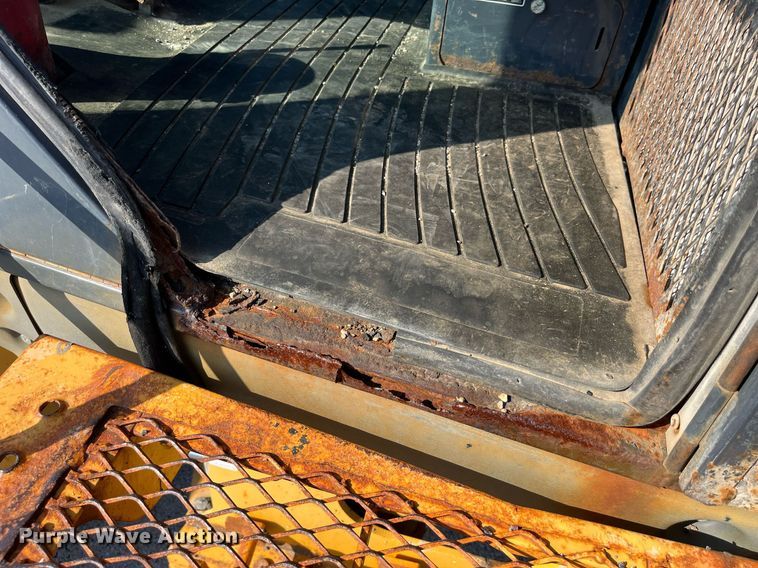 image for item DP2085 2005 John Deere 544J  wheel loader