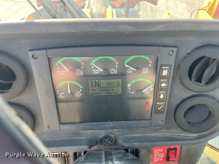 image for item DP2085 2005 John Deere 544J  wheel loader