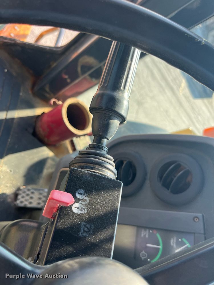 image for item DP2085 2005 John Deere 544J  wheel loader