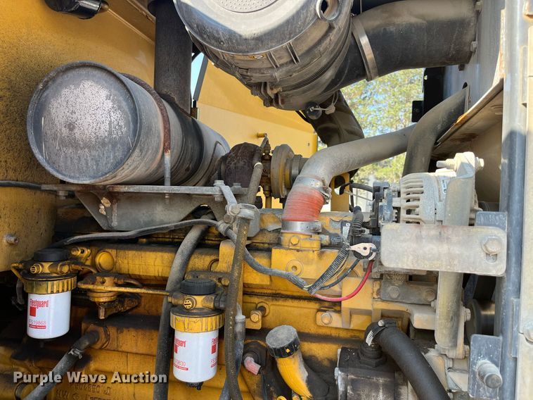 image for item DP2085 2005 John Deere 544J  wheel loader