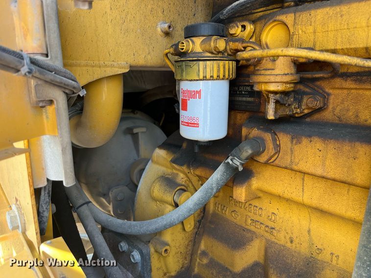 image for item DP2085 2005 John Deere 544J  wheel loader