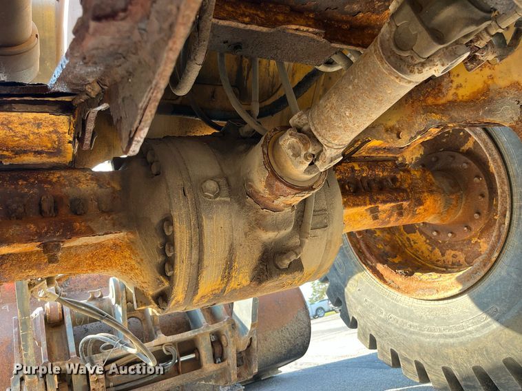 image for item DP2085 2005 John Deere 544J  wheel loader