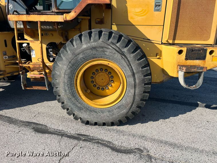 image for item DP2085 2005 John Deere 544J  wheel loader