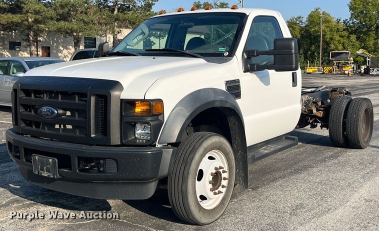 image for item DP2086 2010 Ford F450 Super Duty XL  truck cab and chassis