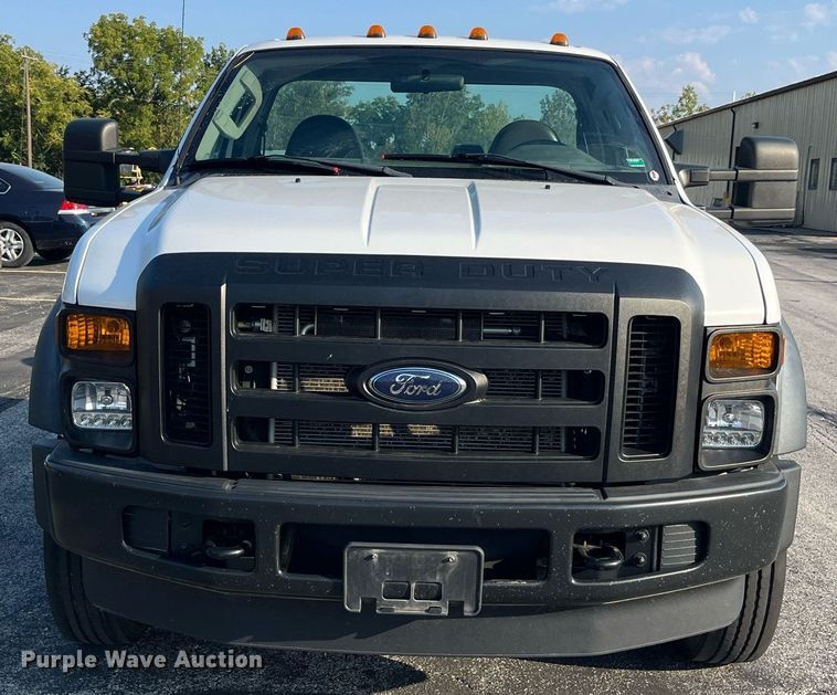 image for item DP2086 2010 Ford F450 Super Duty XL  truck cab and chassis