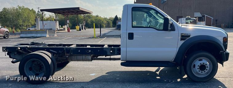 image for item DP2086 2010 Ford F450 Super Duty XL  truck cab and chassis
