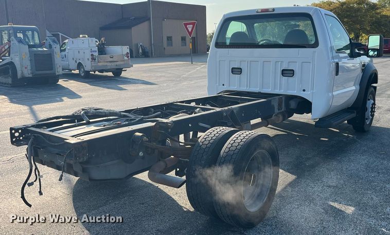 image for item DP2086 2010 Ford F450 Super Duty XL  truck cab and chassis