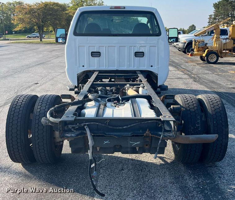 image for item DP2086 2010 Ford F450 Super Duty XL  truck cab and chassis