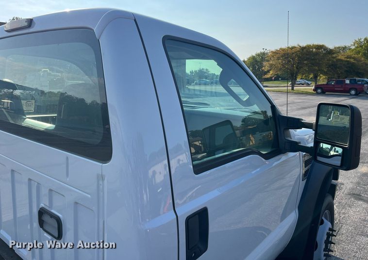 image for item DP2086 2010 Ford F450 Super Duty XL  truck cab and chassis