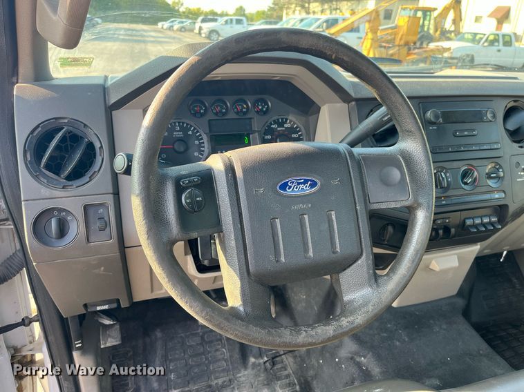 image for item DP2086 2010 Ford F450 Super Duty XL  truck cab and chassis