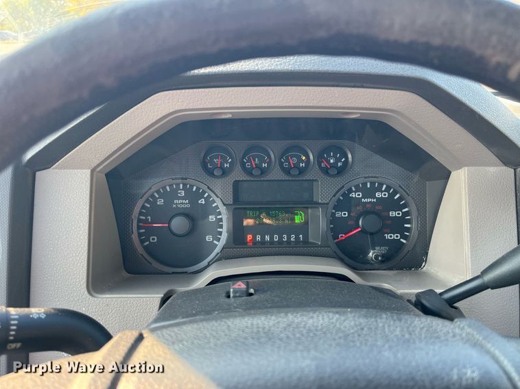 image for item DP2086 2010 Ford F450 Super Duty XL  truck cab and chassis