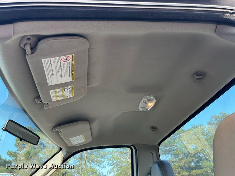 image for item DP2086 2010 Ford F450 Super Duty XL  truck cab and chassis