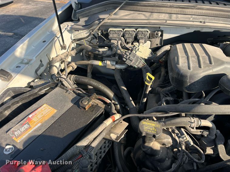 image for item DP2086 2010 Ford F450 Super Duty XL  truck cab and chassis