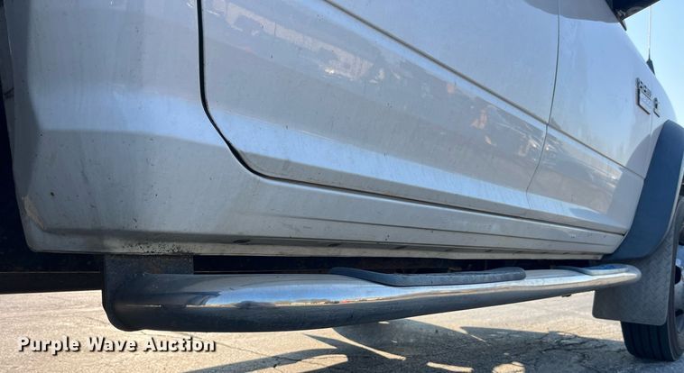 image for item DP2087 2011 Dodge Ram 4500HD  Crew Cab flatbed truck