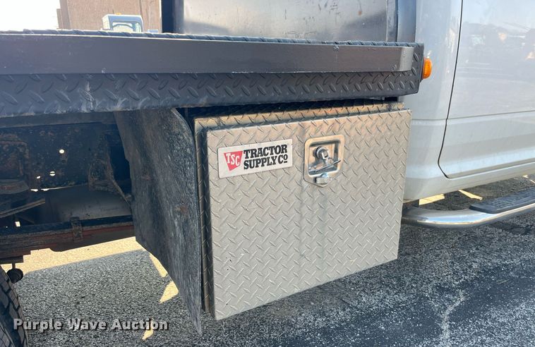 image for item DP2087 2011 Dodge Ram 4500HD  Crew Cab flatbed truck
