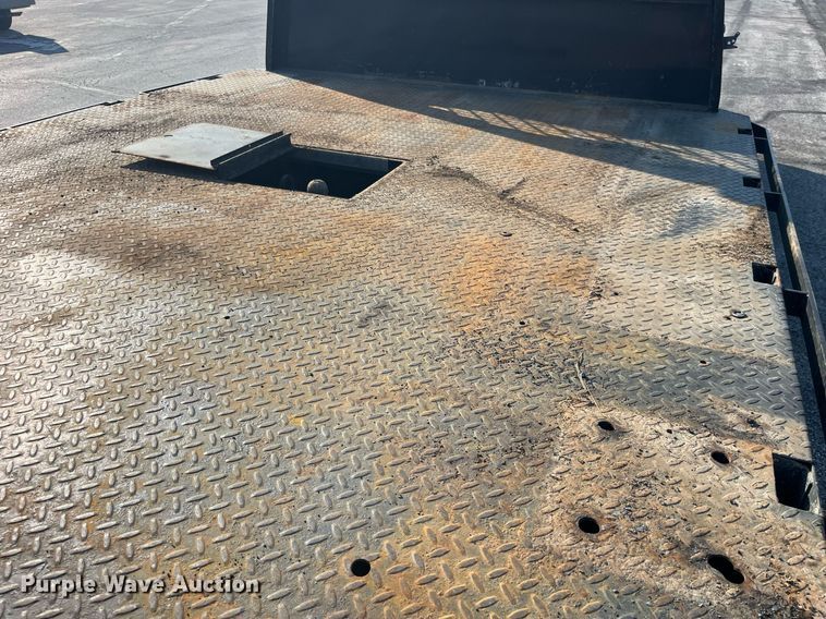 image for item DP2087 2011 Dodge Ram 4500HD  Crew Cab flatbed truck