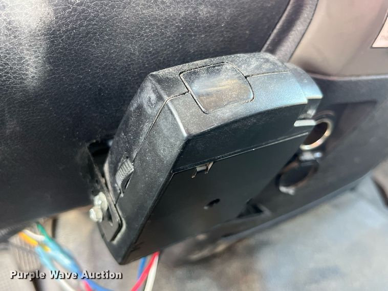 image for item DP2087 2011 Dodge Ram 4500HD  Crew Cab flatbed truck