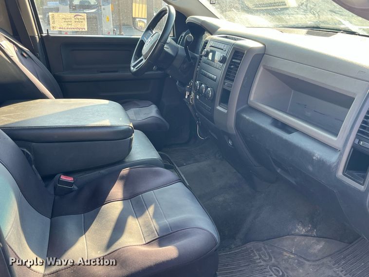 image for item DP2087 2011 Dodge Ram 4500HD  Crew Cab flatbed truck