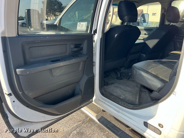 image for item DP2087 2011 Dodge Ram 4500HD  Crew Cab flatbed truck