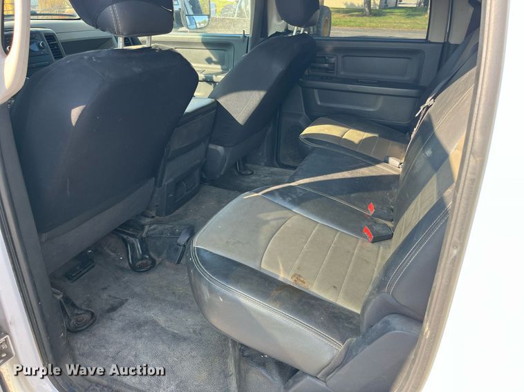 image for item DP2087 2011 Dodge Ram 4500HD  Crew Cab flatbed truck