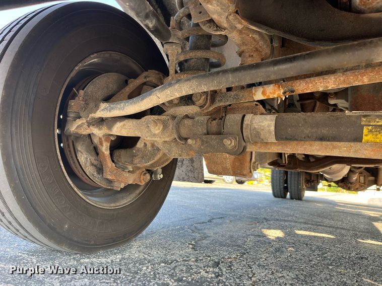 image for item DP2087 2011 Dodge Ram 4500HD  Crew Cab flatbed truck