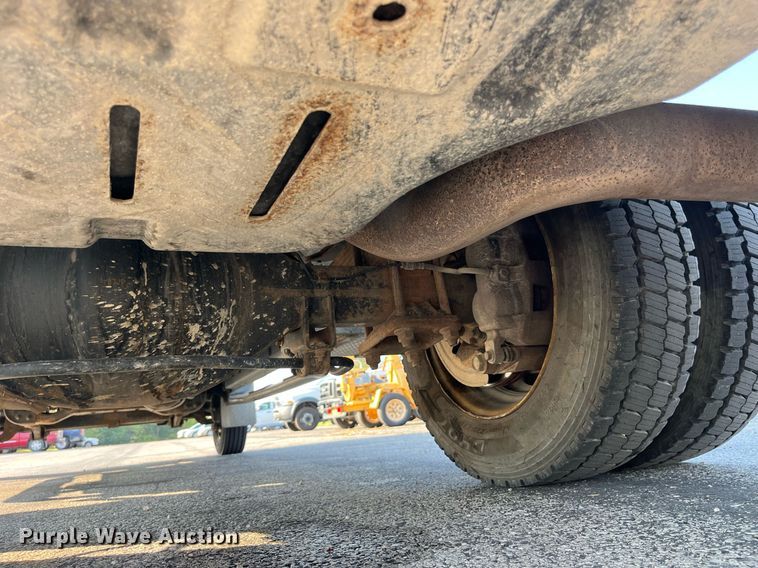 image for item DP2087 2011 Dodge Ram 4500HD  Crew Cab flatbed truck