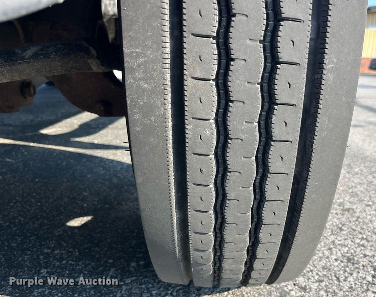 image for item DP2087 2011 Dodge Ram 4500HD  Crew Cab flatbed truck