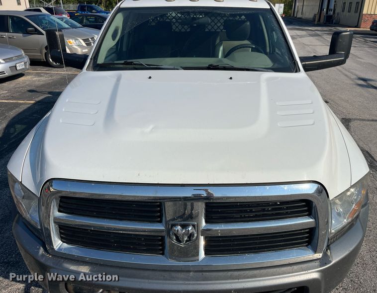 image for item DP2088 2011 Dodge Ram 5500HD  Crew Cab flatbed truck