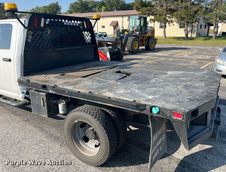 image for item DP2088 2011 Dodge Ram 5500HD  Crew Cab flatbed truck
