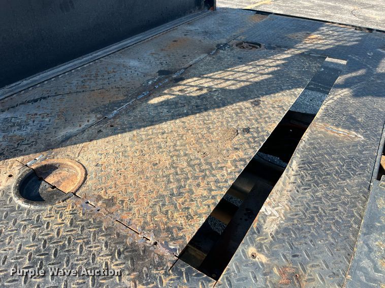 image for item DP2088 2011 Dodge Ram 5500HD  Crew Cab flatbed truck